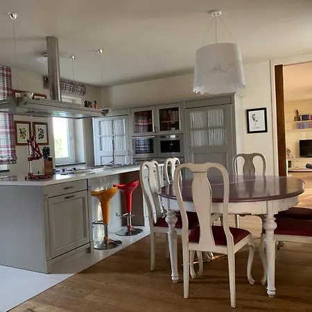 Vila Ca' San Luiss Cerretto Langhe